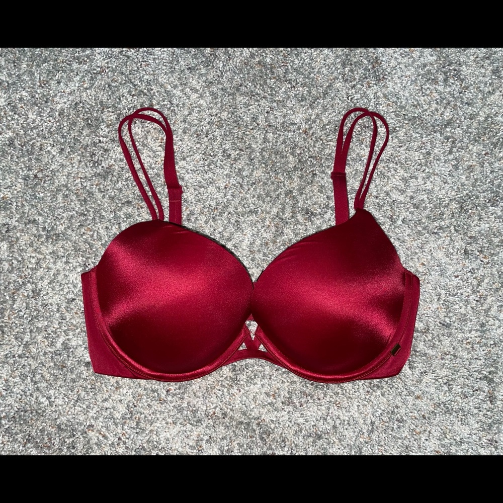 Victoria’s Secret Satin Red Push Up Bra 32DD